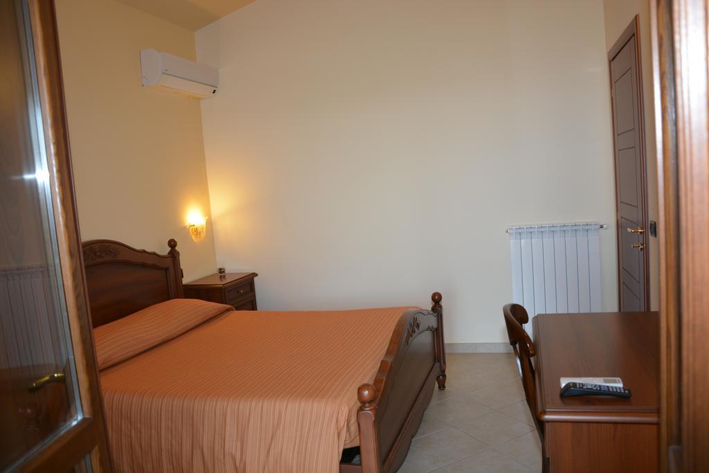 Pinus Rooms Benevento Dış mekan fotoğraf